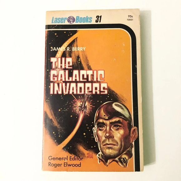 Vtg Miracle Visitors by Ian Watson and  The Galactic Invaders by James R Berry - Picture 12 of 16